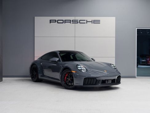 Certified 2026 Porsche 911 Carrera GTS w/ Premium Package image 9