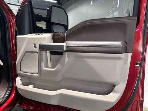 Used 2019 Ford F250 Limited w/ FX4 Off-Road Package AWD/4WD image 29