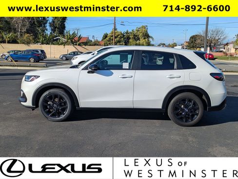 Used 2025 Honda HR-V Sport image 12