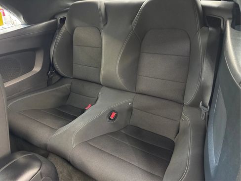 Used 2015 Ford Mustang Convertible RWD image 19