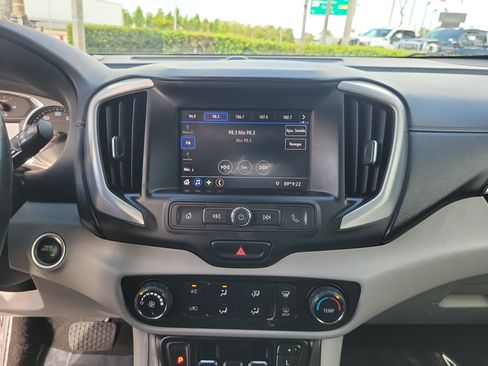Used 2020 GMC Terrain SLE FWD image 21