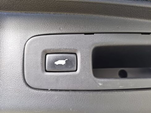 Used 2016 Honda CR-V Touring image 17