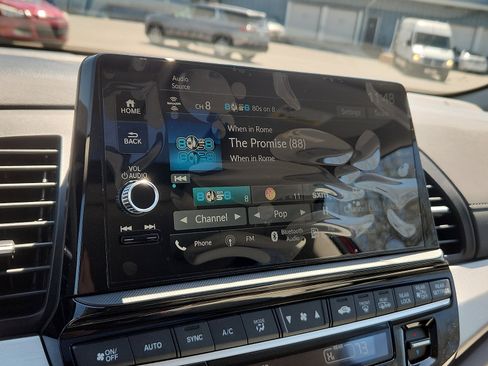 New 2026 Honda Odyssey EX-L image 14