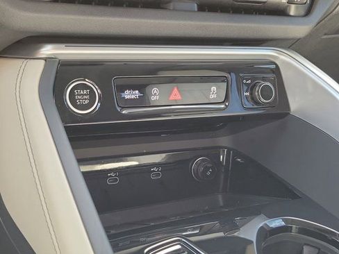 Certified 2025 Audi Q5 Premium w/ Premium Plus AWD/4WD image 26