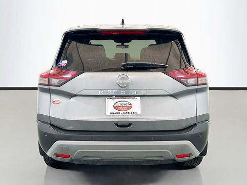 Used 2023 Nissan Rogue S FWD image 5