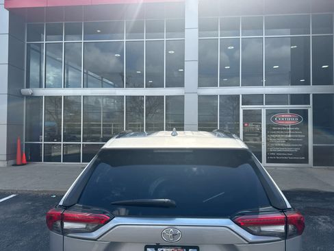 Used 2023 Toyota RAV4 XLE image 14