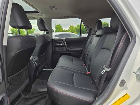 Certified 2023 Toyota 4Runner TRD Off-Road Premium w/ Moonroof Package AWD/4WD image 19