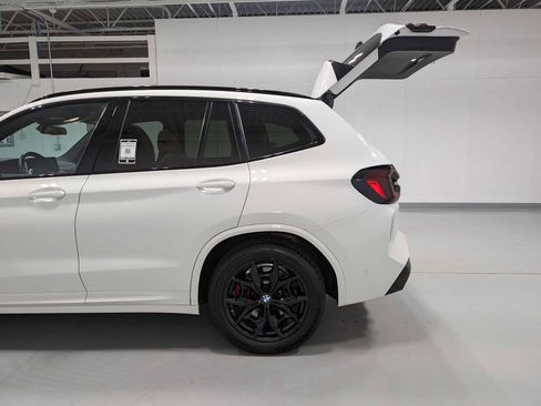 Used 2023 BMW X3 M40i image 11