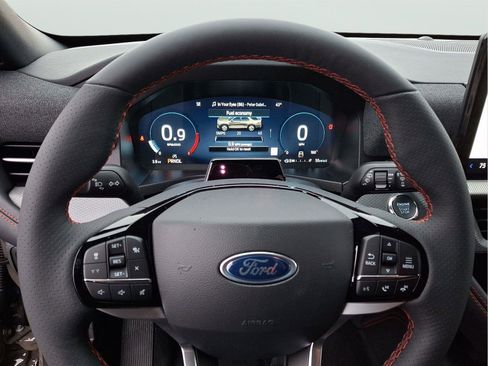 New 2026 Ford Explorer ST-Line w/ ST-Line Street Pack image 16