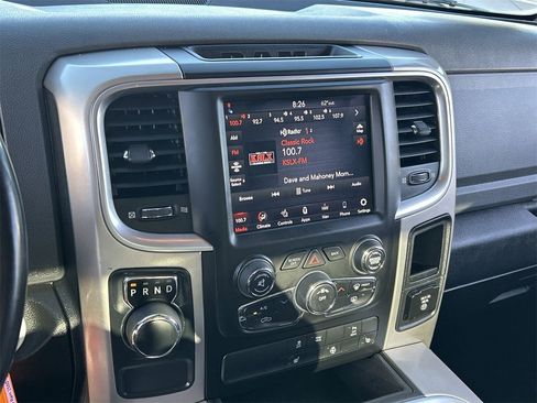 Used 2020 RAM 1500 Classic SLT w/ Luxury Group image 22