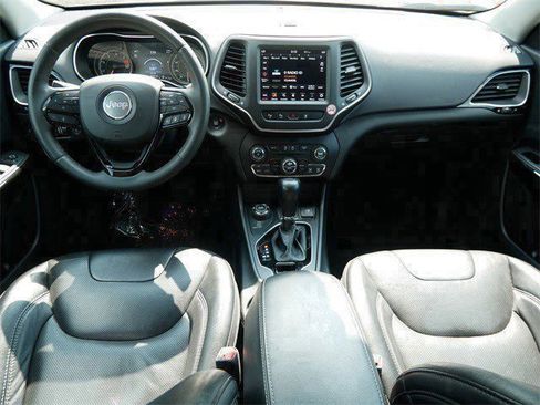 Used 2023 Jeep Cherokee Altitude Lux image 11