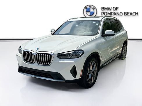 Used 2022 BMW X3 sDrive30i w/ Premium Package 2 RWD image 3