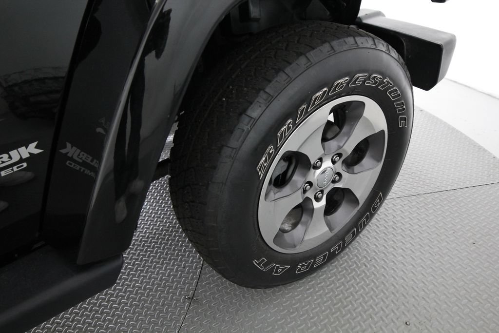 Used 2018 Jeep Wrangler Unlimited Sahara AWD/4WD image 60