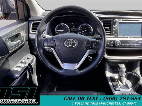 Used 2015 Toyota Highlander Limited AWD/4WD image 5