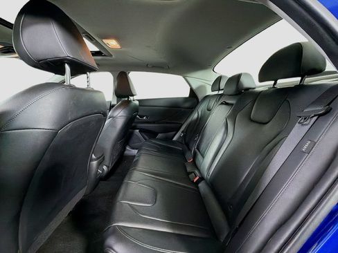 Used 2024 Hyundai Elantra Limited FWD image 24