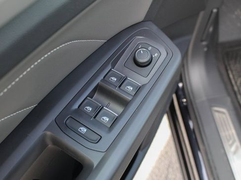 Used 2023 Volkswagen Atlas SEL image 16