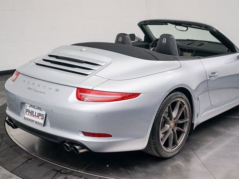 Used 2014 Porsche 911 Carrera image 16