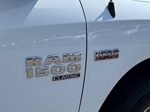 Used 2019 RAM 1500 Classic SLT AWD/4WD image 36
