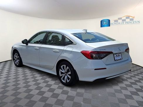 Used 2023 Honda Civic LX image 4