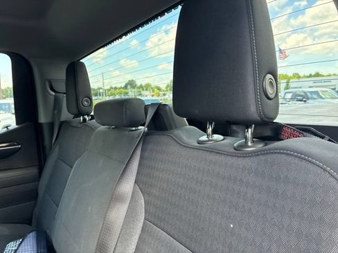 Used 2023 Chevrolet Silverado 1500 LT AWD/4WD image 7