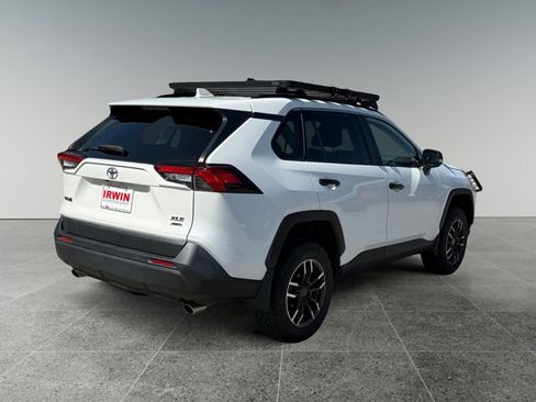 Used 2020 Toyota RAV4 XLE w/ Convenience Package AWD/4WD image 6