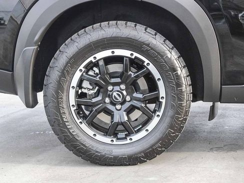 Used 2025 Nissan Pathfinder Rock Creek AWD/4WD image 12