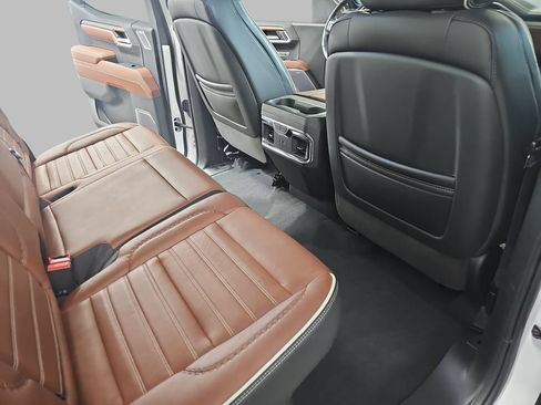 Used 2023 GMC Sierra 1500 Denali Ultimate AWD/4WD image 14
