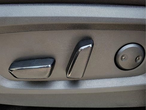 Used 2025 Nissan Pathfinder Rock Creek AWD/4WD image 15