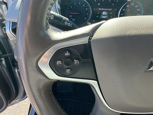 Used 2021 Chevrolet Traverse LT image 26