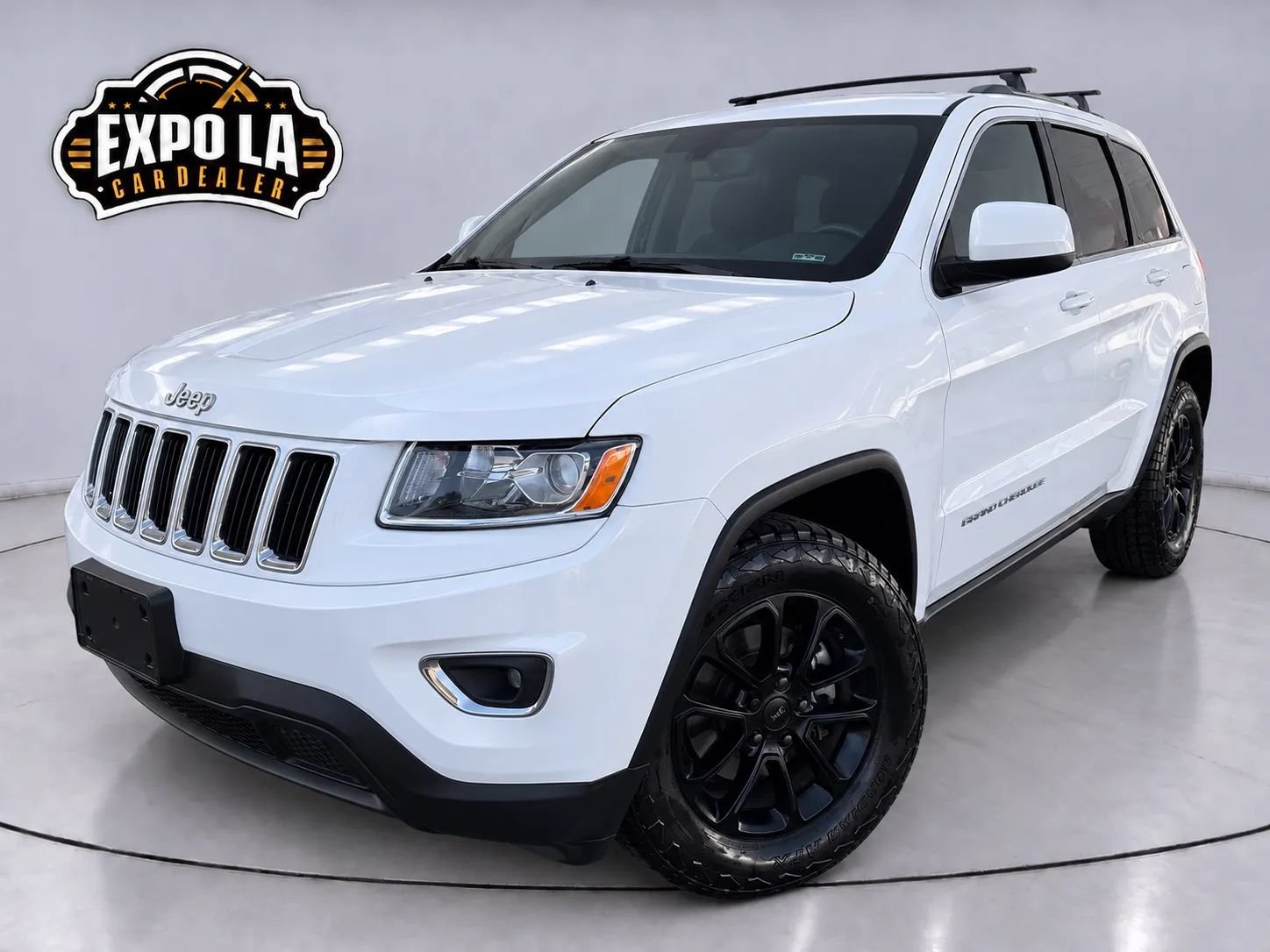 Used 2016 Jeep Grand Cherokee Laredo RWD image 1