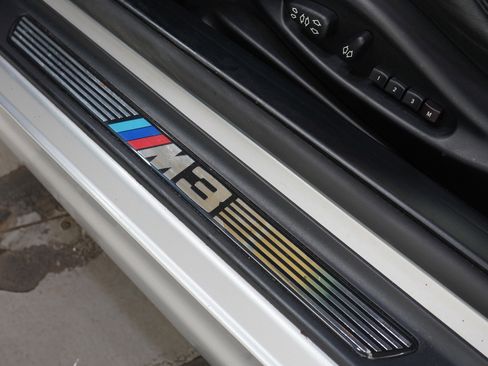 Used 2002 BMW M3 Coupe image 18