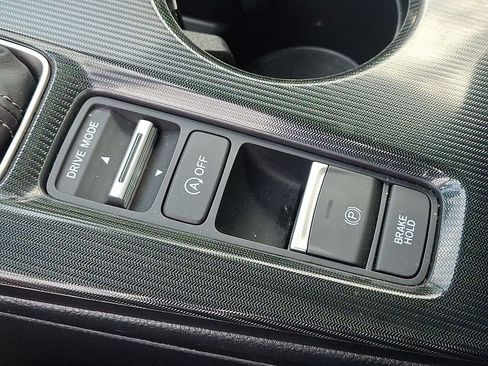 Used 2025 Honda Civic Sport image 24