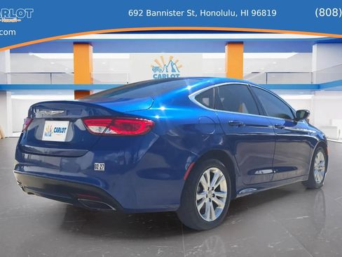 Used 2016 Chrysler 200 Limited FWD image 3