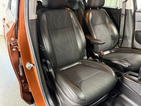Used 2019 Chevrolet Trax LT w/ LT Convenience Package AWD/4WD image 20