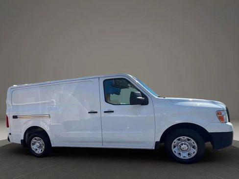 Used 2019 Nissan NV 2500 SV w/ Navigation Package image 4