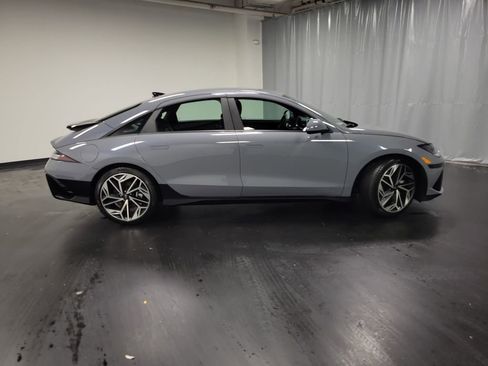 Used 2024 Hyundai Ioniq 6 SEL image 9