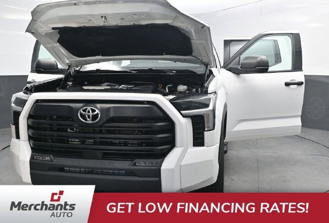 Used 2023 Toyota Tundra SR5 AWD/4WD image 39