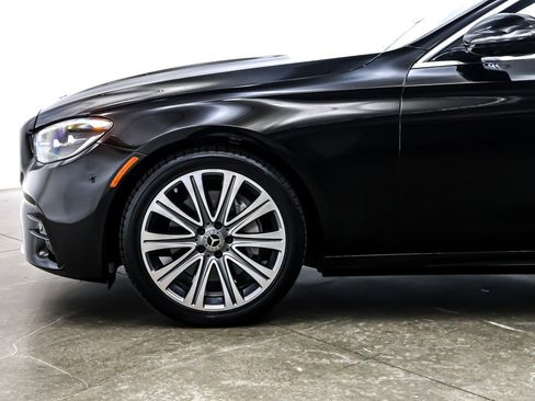 Used 2022 Mercedes-Benz E 350 Sedan image 11