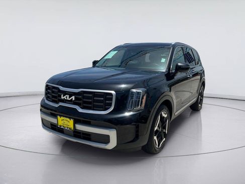 Used 2023 Kia Telluride S AWD/4WD image 7