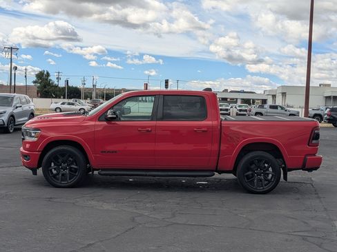 Used 2021 RAM 1500 Laramie AWD/4WD image 9