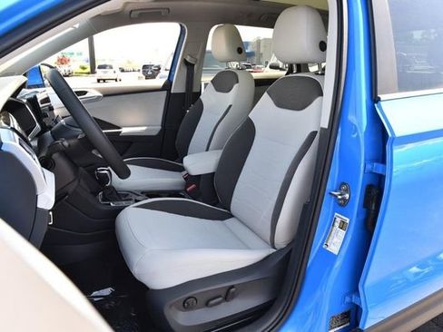 New 2026 Volkswagen Taos SE AWD/4WD image 20