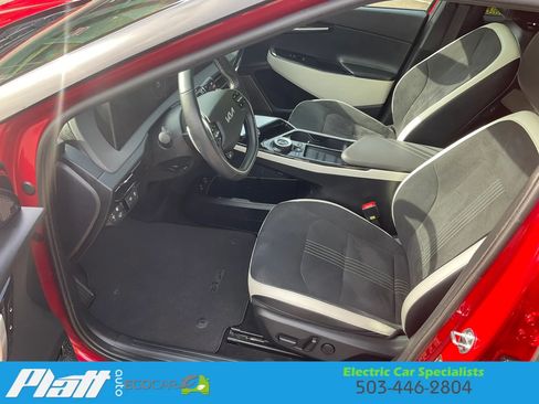 Used 2023 Kia EV6 GT-Line w/ GT-Line Suede Seat Package RWD image 22