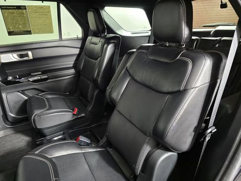Used 2021 Ford Explorer ST w/ Equipment Group 401A AWD/4WD image 19