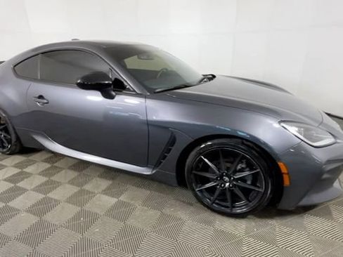 Used 2023 Toyota GR86 Premium w/ ALL Weather Mat Package (TMS) RWD image 2