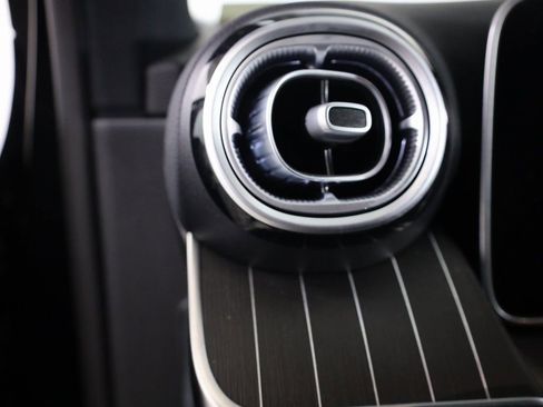 Certified 2026 Mercedes-Benz GLC 300 GLC 300 image 11