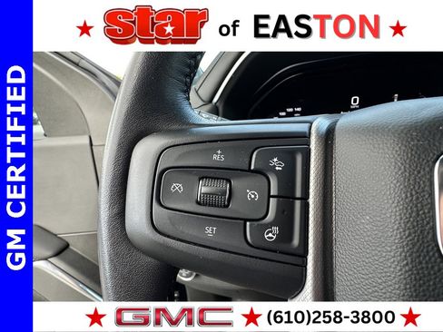 Used 2023 GMC Yukon Denali image 30