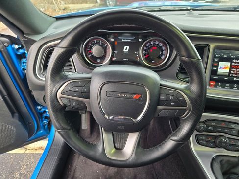 Used 2019 Dodge Challenger R/T Scat Pack w/ Widebody Package image 30