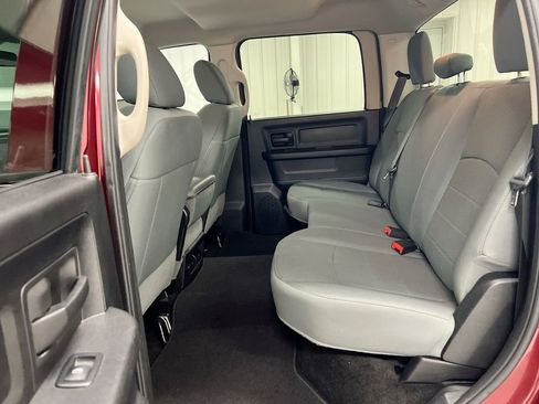 Used 2017 RAM 2500 Tradesman w/ Popular Equipment Group RWD image 17