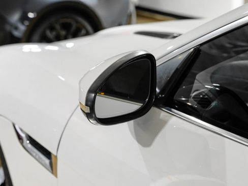 Used 2020 Jaguar F-TYPE Coupe image 34