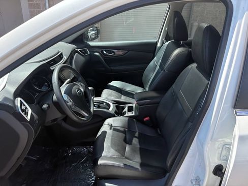 Used 2015 Nissan Rogue SL w/ SL Premium Package AWD/4WD image 16